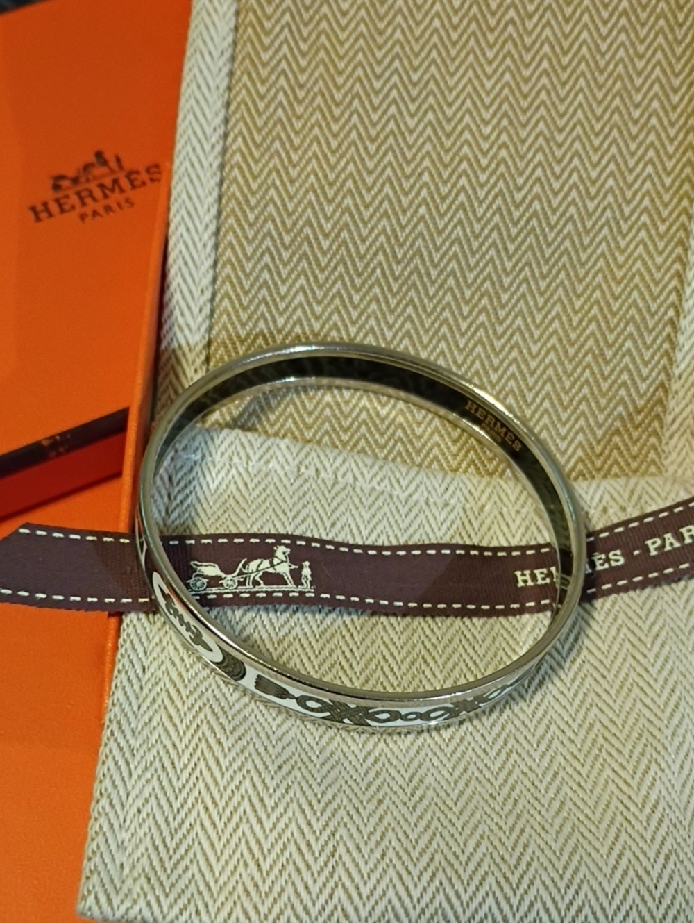 Hermes Grand Apparat Motif Palladium Narrow Bangle in White/Silver